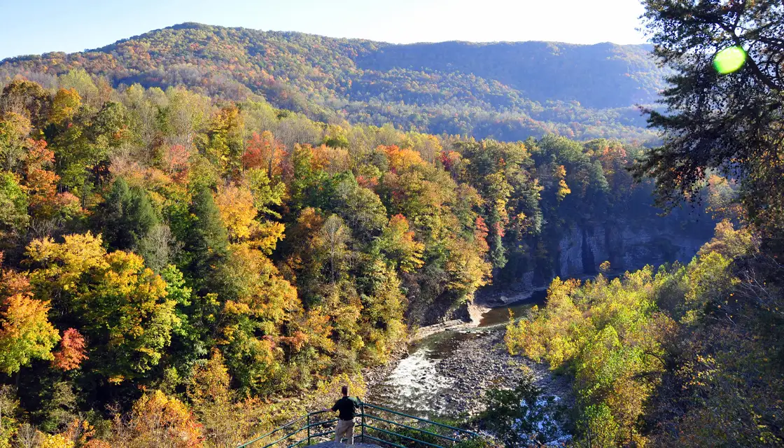 Breaks Interstate Park
